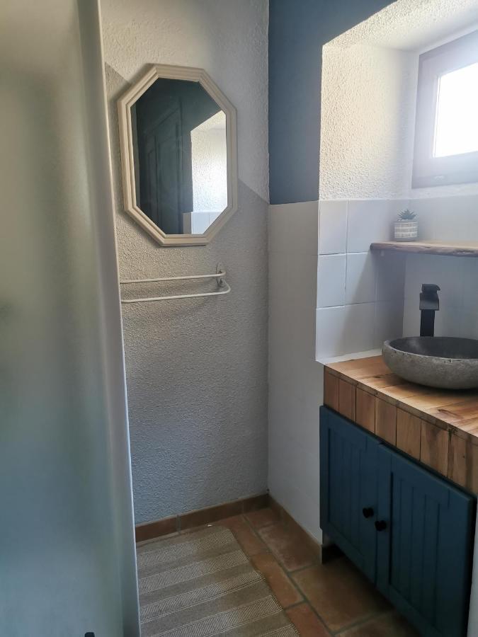 Au Petit Faubourg Apartment Grignan Exterior photo